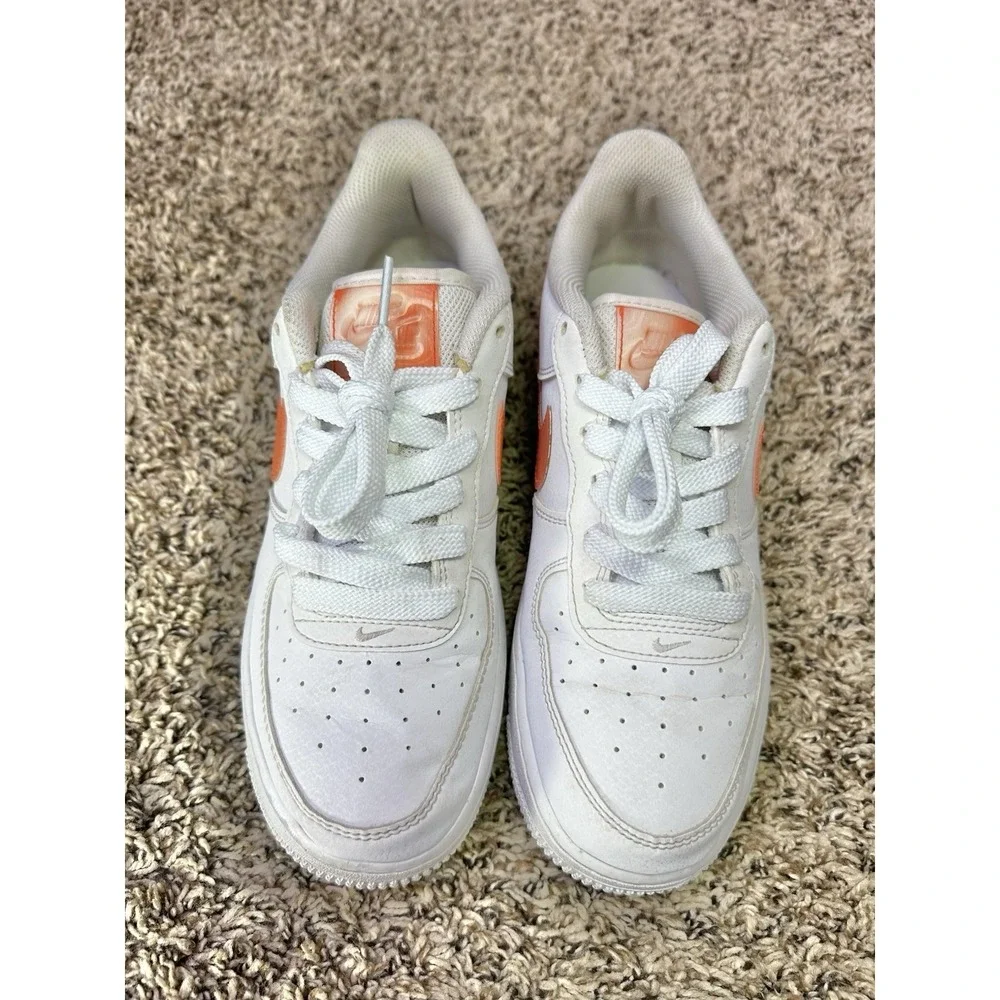 Nike Air Force 1 Next Nature Size 6.5Y White Orange AF1 Casual FJ4669 100 - Picture 5 of 9